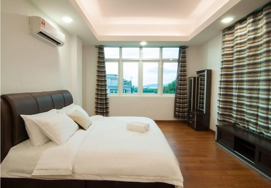 Rumah percutian Sunset Seaview Vacation @ Crystal